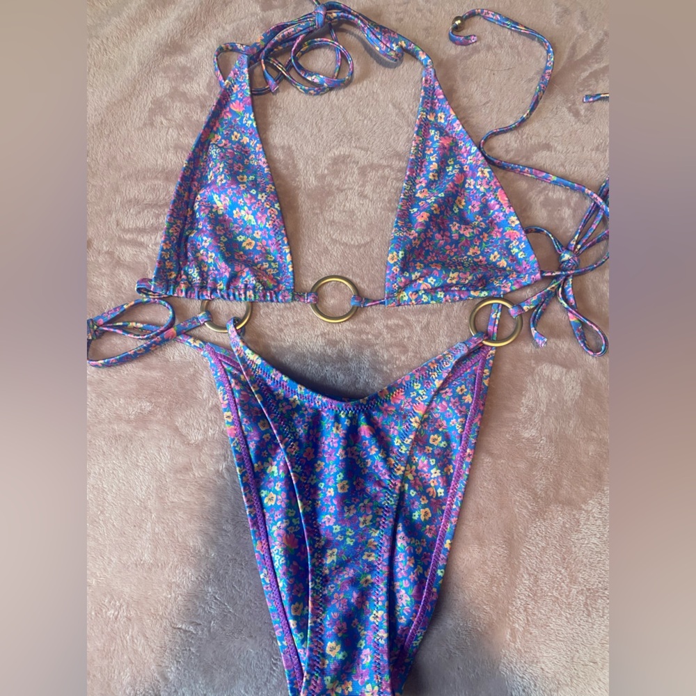 Kulani Kini bikini